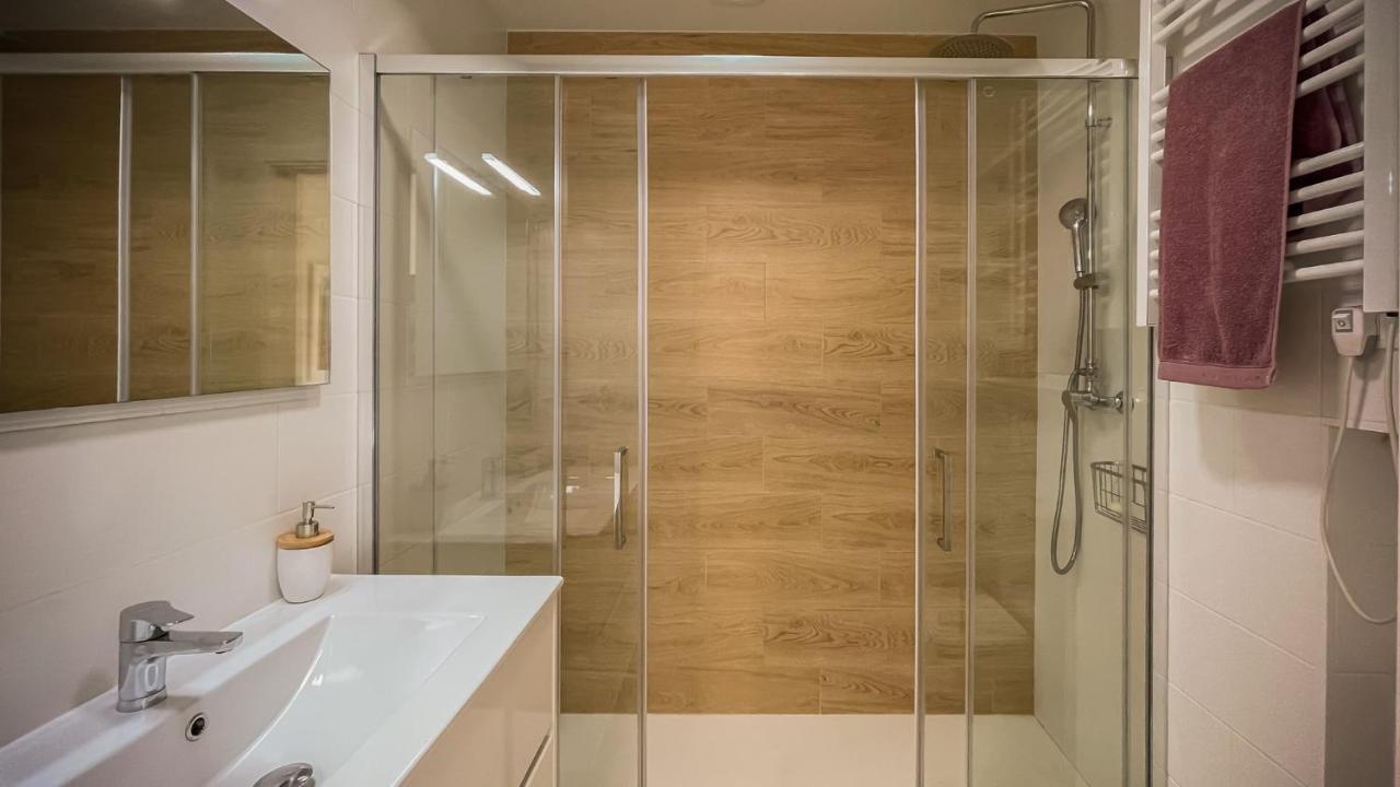Piso Centrico En Mino Apartment ภายนอก รูปภาพ
