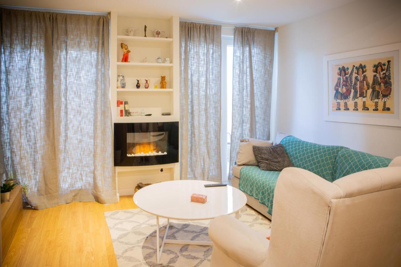 Piso Centrico En Mino Apartment ภายนอก รูปภาพ